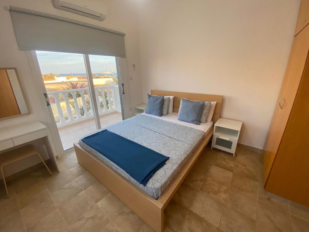 Villa Suncity Boutique Beachfront Айя-Напа Экстерьер фото