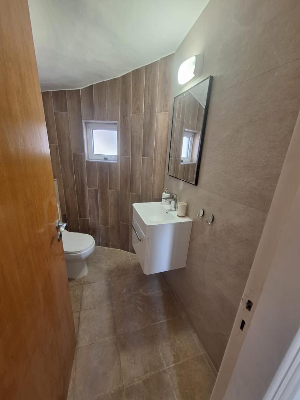 Villa Suncity Boutique Beachfront Айя-Напа Экстерьер фото