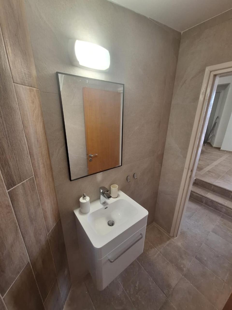 Villa Suncity Boutique Beachfront Айя-Напа Экстерьер фото